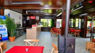 Esenyurtta emeklilere yeni sosyal yaşam alanı: Kıbrıs 74 Emekli Evi hizmete açıldı