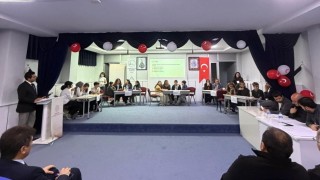 Eskişehirde gençler Kuran-ı Kerim Güzel Okuma ve Dini Bilgileri yarışmasında ter döktü