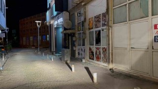 Eskişehirde iki grup arasında kavga: 1i ağır 3 yaralı