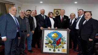 ESOB Başkanı Fırata ‘Osmanlı devlet arması