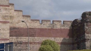 Fatihte tarihi surlarda cinayet hazırlığı: Polise gelen ihbar cinayeti önledi
