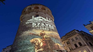 Galata Kulesinde İstanbulun fethinin 573. yıl dönümün özel ışık gösterisi