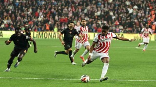 Galatasaray bu sezon ikinci kez 4 gol yedi