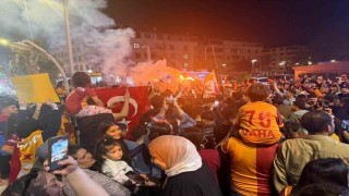 Galatasarayın şampiyonluğu Iğdırda taraftarları sokağa döktü