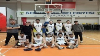 Gaziantep Kolej Vakfı Şampiyonluğa doymuyor