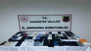 Gaziantepte 3 milyon TL değerinde kaçak telefon ele geçirildi