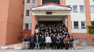 Gaziantepte öğrencilere jandarma mesleği tanıtıldı