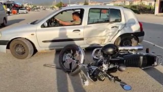 Gaziantepte otomobil ile çarpışan motosikletin sürücüsü yaralandı