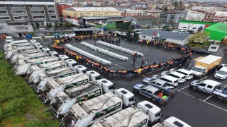 Gaziosmanpaşada 1 Mayıs Emek ve Dayanışma Günü davul-zurna eşliğinde kutlandı