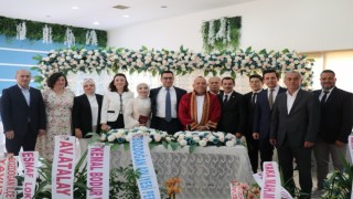 Geçen hafta evlenen Kaymakam Polat, bu sefer hakim çiftin şahidi oldu