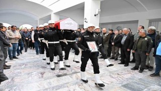 Geçirdiği rahatsızlık sonucu vefat eden polis memuru son yolculuğuna uğurlandı
