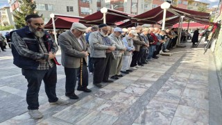 Genç kadın toprağa verildi, onu hayattan koparan sürücü tutuklandı