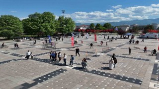 Gençler spor alanlarında kıyasıya rekabet etti