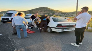 Gercüşte otomobiller çarpıştı: 12 yaralı