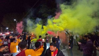 Gürcistanın Marneuli kentinde Galatasarayın şampiyonluğu coşkuyla kutlandı