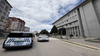 Güzellik salonunda mobil bankacılık tuzağı: Müşterilerinin adına kredi çeken şebeke çökertildi