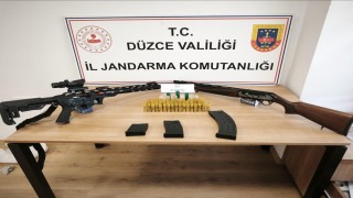 Havaya ateş eden 2 kişi yakalandı