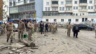 Havzadaki selde ekipler seferber oldu: Bin 63 personel sahada