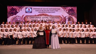 Hemşire adayları üniformalarını giydi