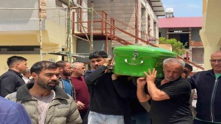 Heyelanda hayatını kaybeden 15 yaşındaki çocuk son yolculuğuna uğurlandı