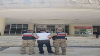 Hırsızlık suçundan aranan şahıs yakalandı