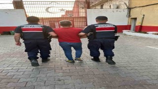 Hırsızlık suçundan aranıyordu, İncirliovada yakalandı