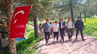 Hisarcık MYO öğrencileri Gölcük Yaylasında doğa yürüyüşüne katıldı