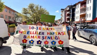 Hisarcık Şehitler Ortaokulunda Bahar Şenliği