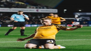 Hull City, play-off finaline yükseldi