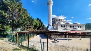 İbadethaneler bayrama hazırlanıyor