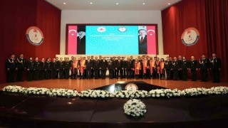 İçişleri Bakanı Çiftçi, subay ve astsubay adaylarıyla bir araya geldi