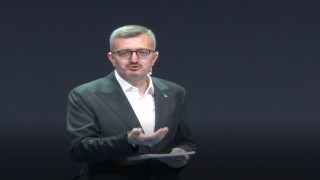 İletişim Başkanı Duran: Kısa videoların bizi derin okumadan mahrum bırakmaması lazım