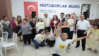 İncirliovada engelli gençler için asker eğlencesi