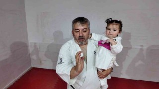 İnegölün karateci ailesi: Bu ailede kemer kuşaktan kuşağa geçiyor