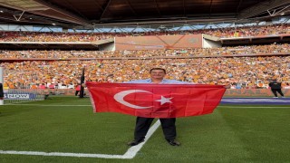 İngilterede tarih yazan Türk başkan!