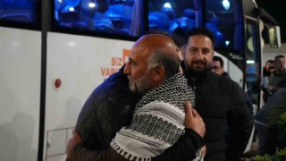 İsrailin alıkoyduğu Sumud Filosu aktivistleri İstanbula getirildi