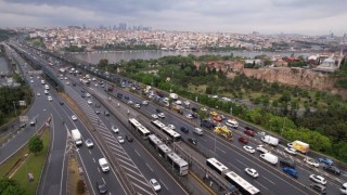 İstanbulda yağmur ve maç trafiği