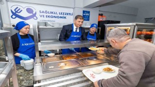İzmirin Kent Lokantaları dar gelirliyi rahatlattı