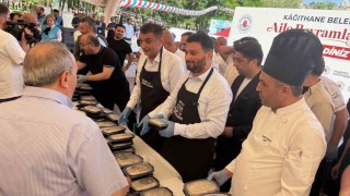 Kağıthane Belediyesinin Aile Bayramlaşması etkinliğinde 20 bin vatandaş bir araya geldi