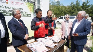 Kahramanmaraş’ta Kabarcık Üzümü İçin Feromon Tuzak Desteği