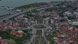 Karadeniz Sahil Yolu viyadüklerle Değirmendere Tüneline bağlanıyor