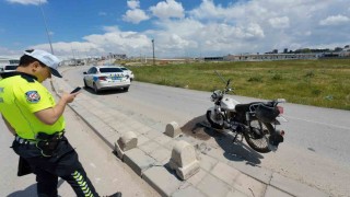Karamanda motosiklet kazası: 1 yaralı