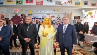Karsta  7 bölge, Tek ruh sergisi yoğun ilgi gördü