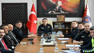 Karsta güvenlik toplantısı: Huzur ortamı ve okul çevreleri masaya yatırıldı