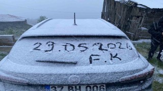 Kastamonuda mayıs ayının sonunda kar sürprizi