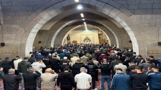 Kayseride Kurban Bayramında camiler doldu