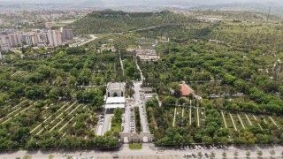 Kayseride mezarlıklar bayram ziyaretlerine hazır