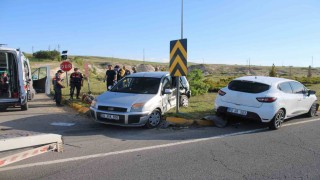 Kayseride otomobiller çarpıştı: 1i ağır 6 yaralı