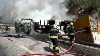 Kaza yapan tır yandı