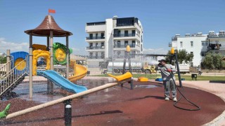 Kepezde park ve oyun alanlarında hijyen seferberliği